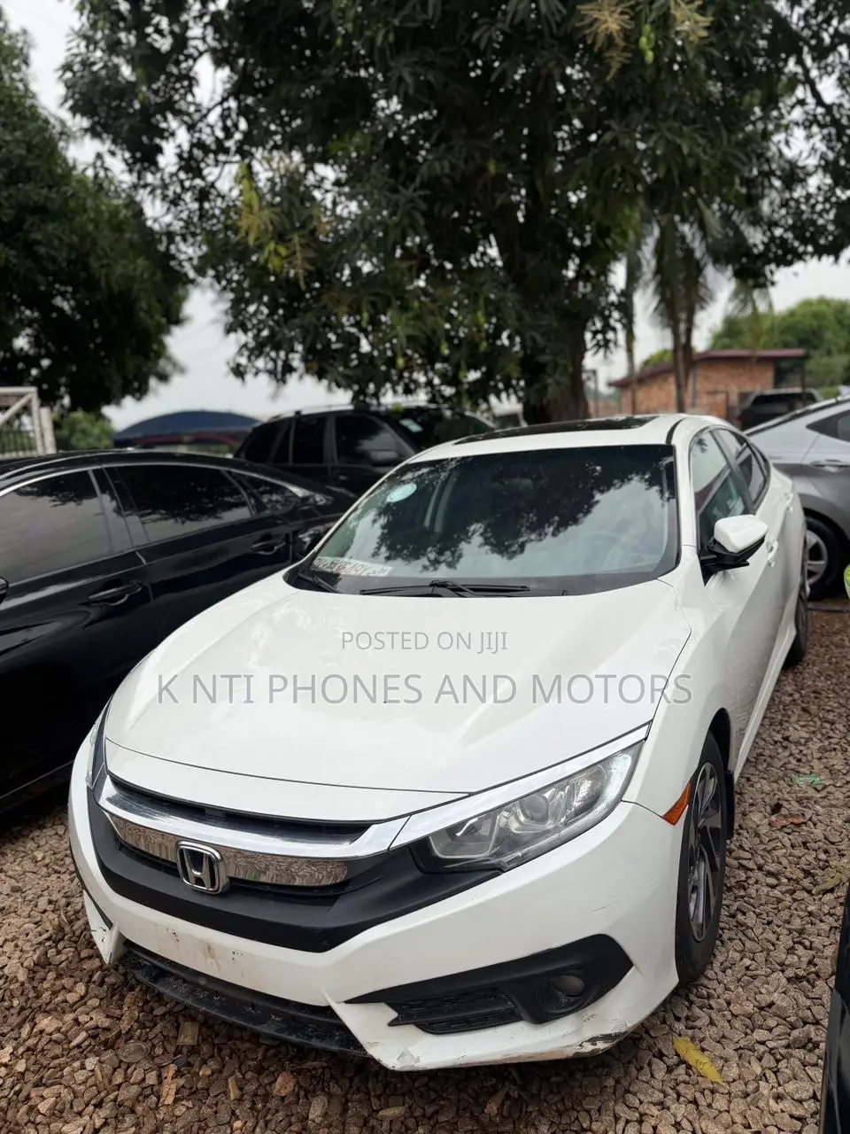 Honda Civic EX-L 4dr Sedan (1.5L 4cyl) 2017 White