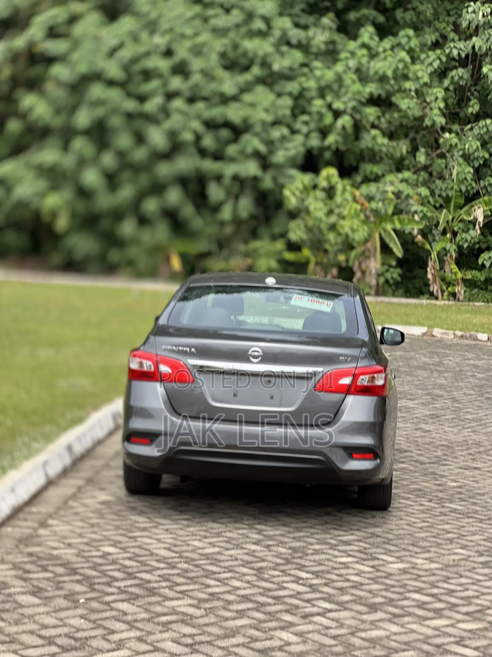 Nissan Sentra S 2018 Gray