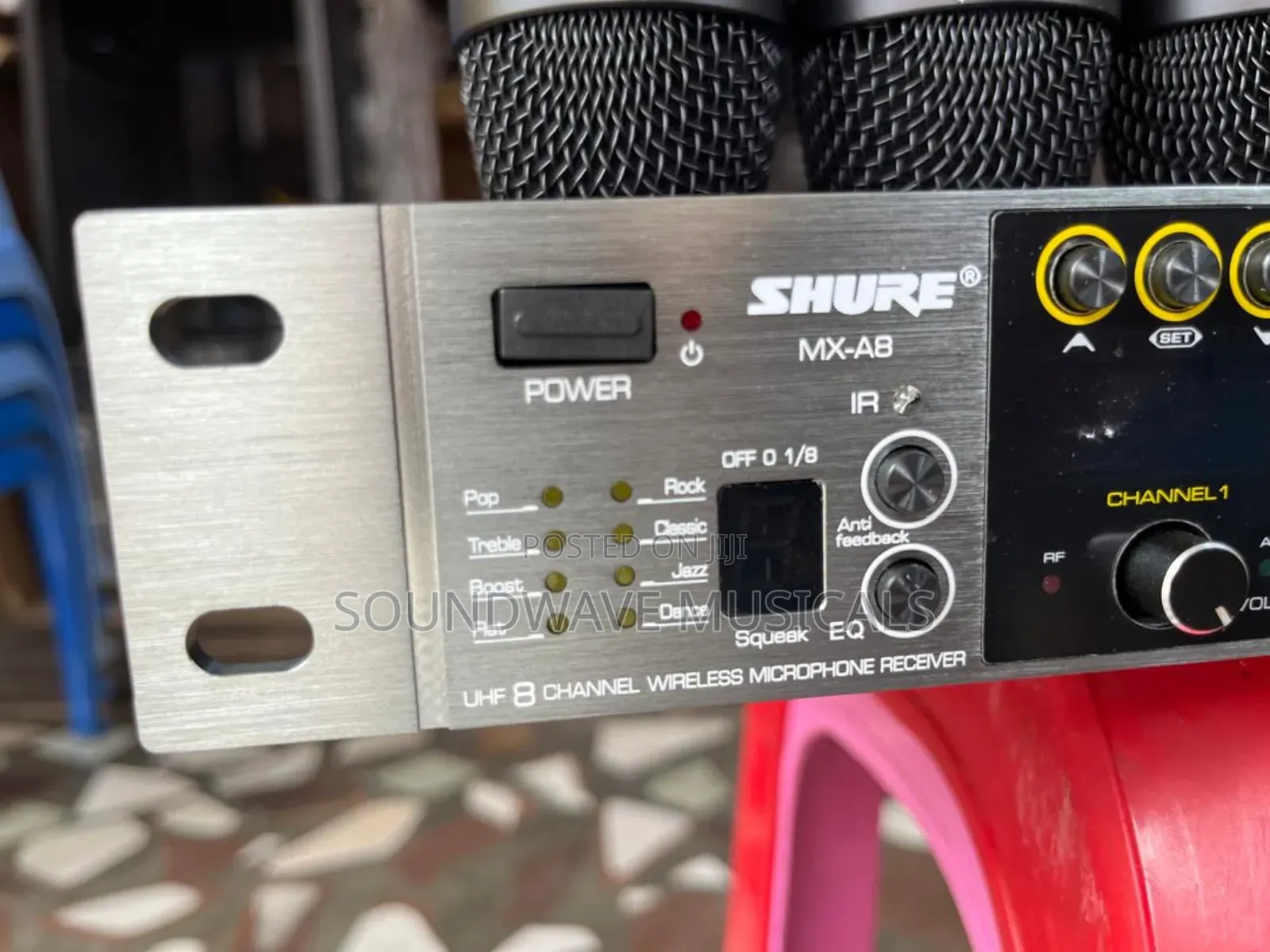Shura Mx-Ab 8 Channel Wireless Microphone