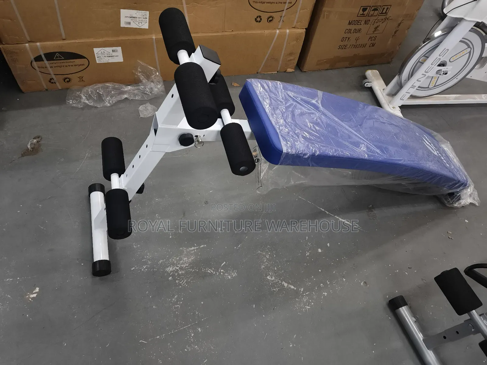 Adjustable Abdominal Curved Sit-Up Bench
