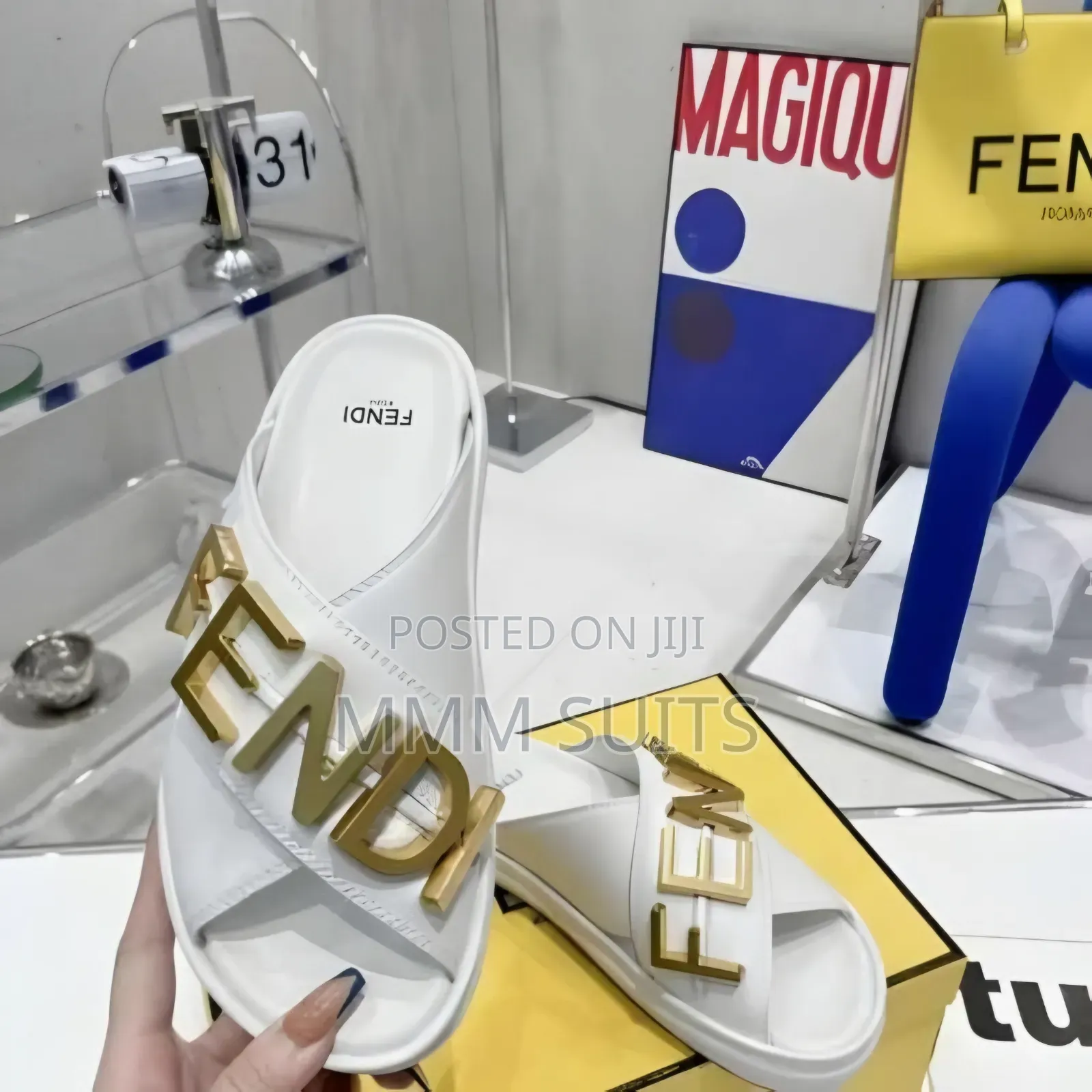 Quality Fendi Ladies Slippers Fresh in Box in White Promotion Price