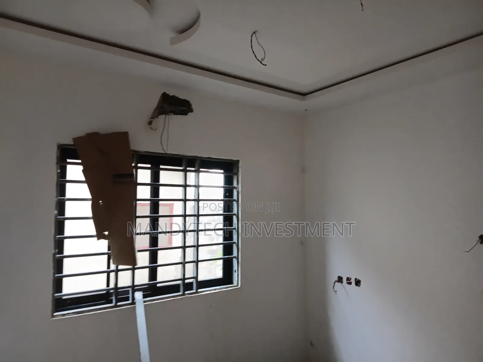 2bdrm Duplex in School Junction for sale