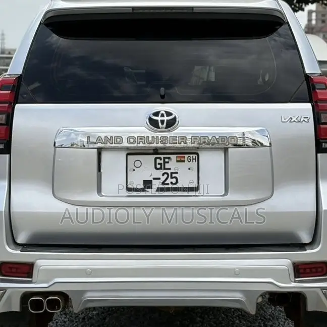 Toyota Land Cruiser Prado 2018 Silver
