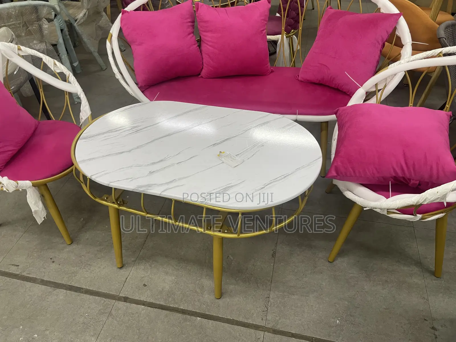 A White Oval Coffee Table
