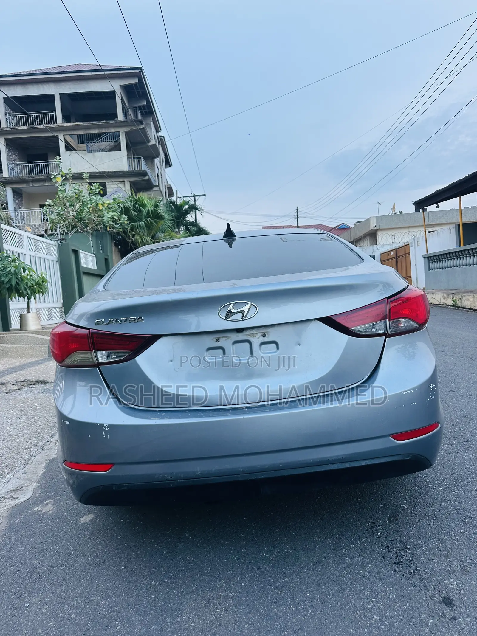 Hyundai Elantra SE Sedan FWD (1.8L 4cyl 6A) 2016 Gray