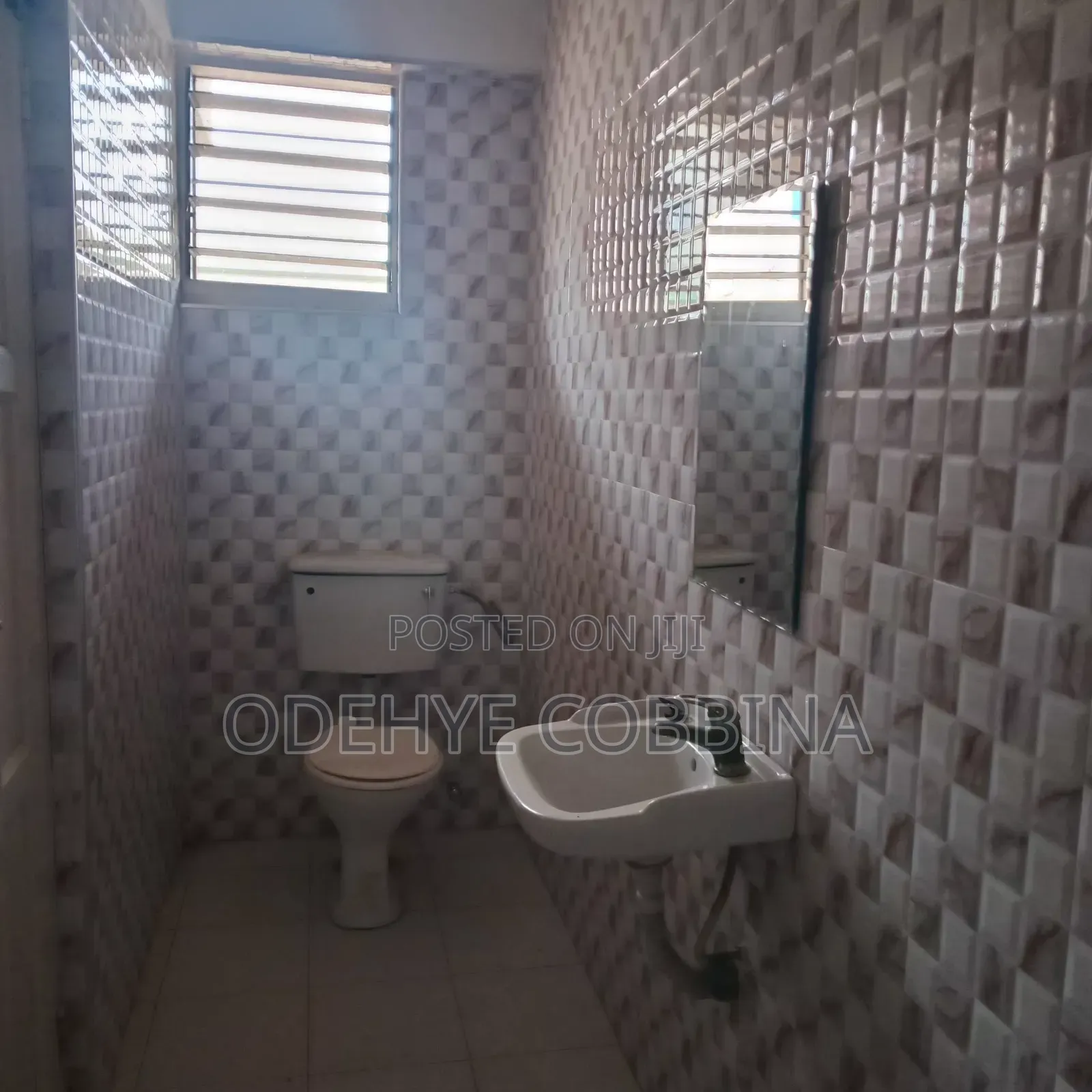 1bdrm Apartment in Neat Double Space, Tetegu for rent