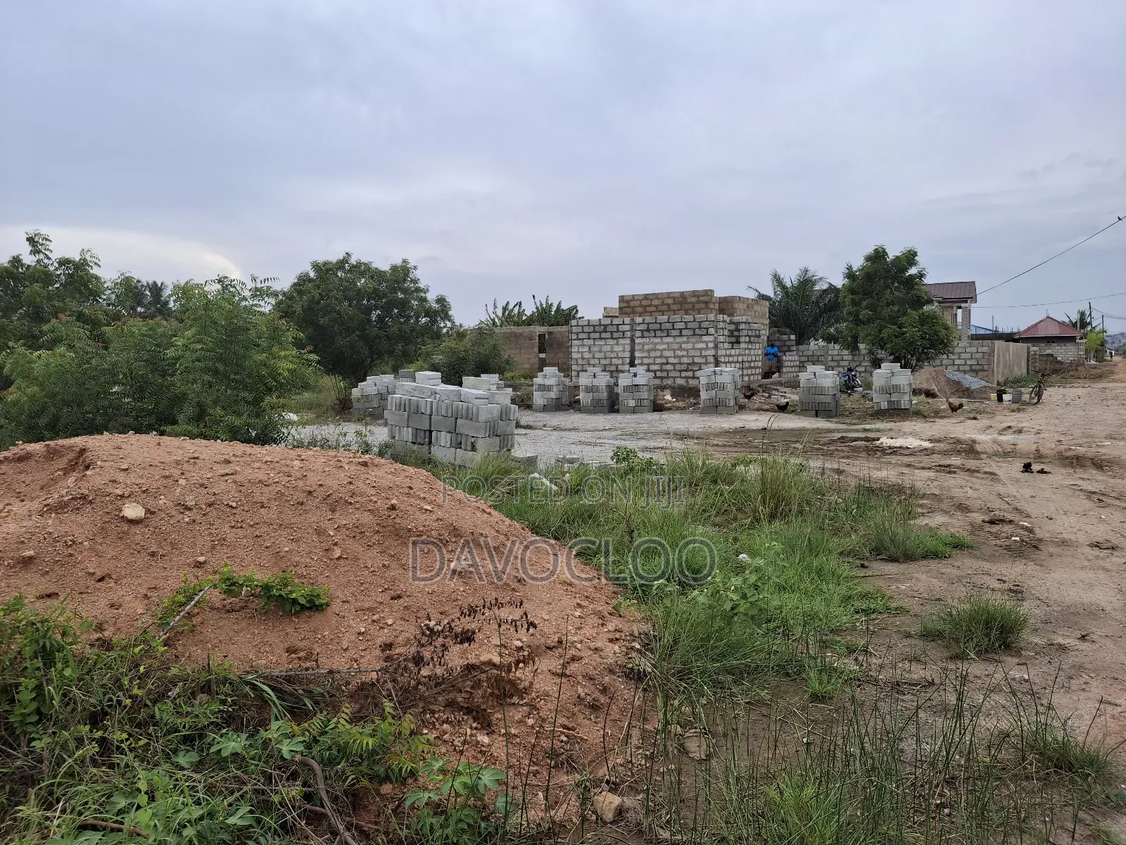 Land in South West McCarthy(Tetegu)