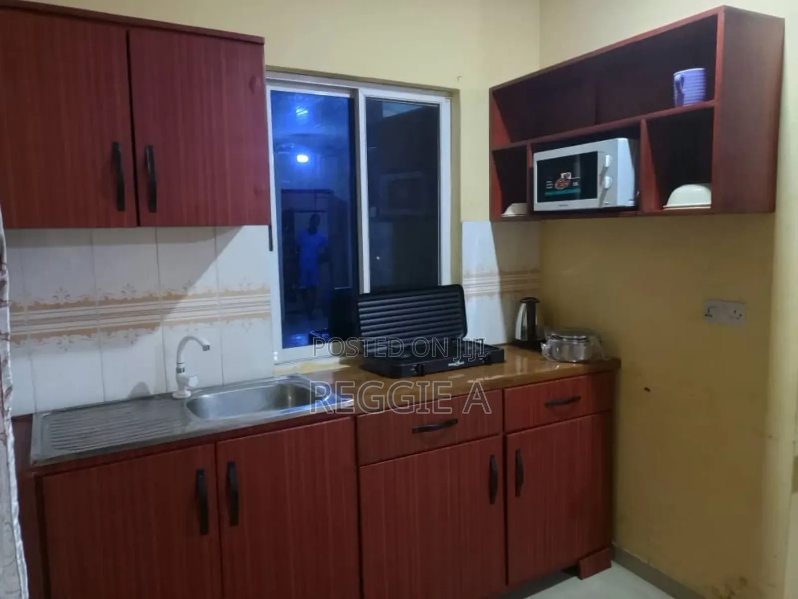 One Bedroom Fully Furnished Studio Ensuite