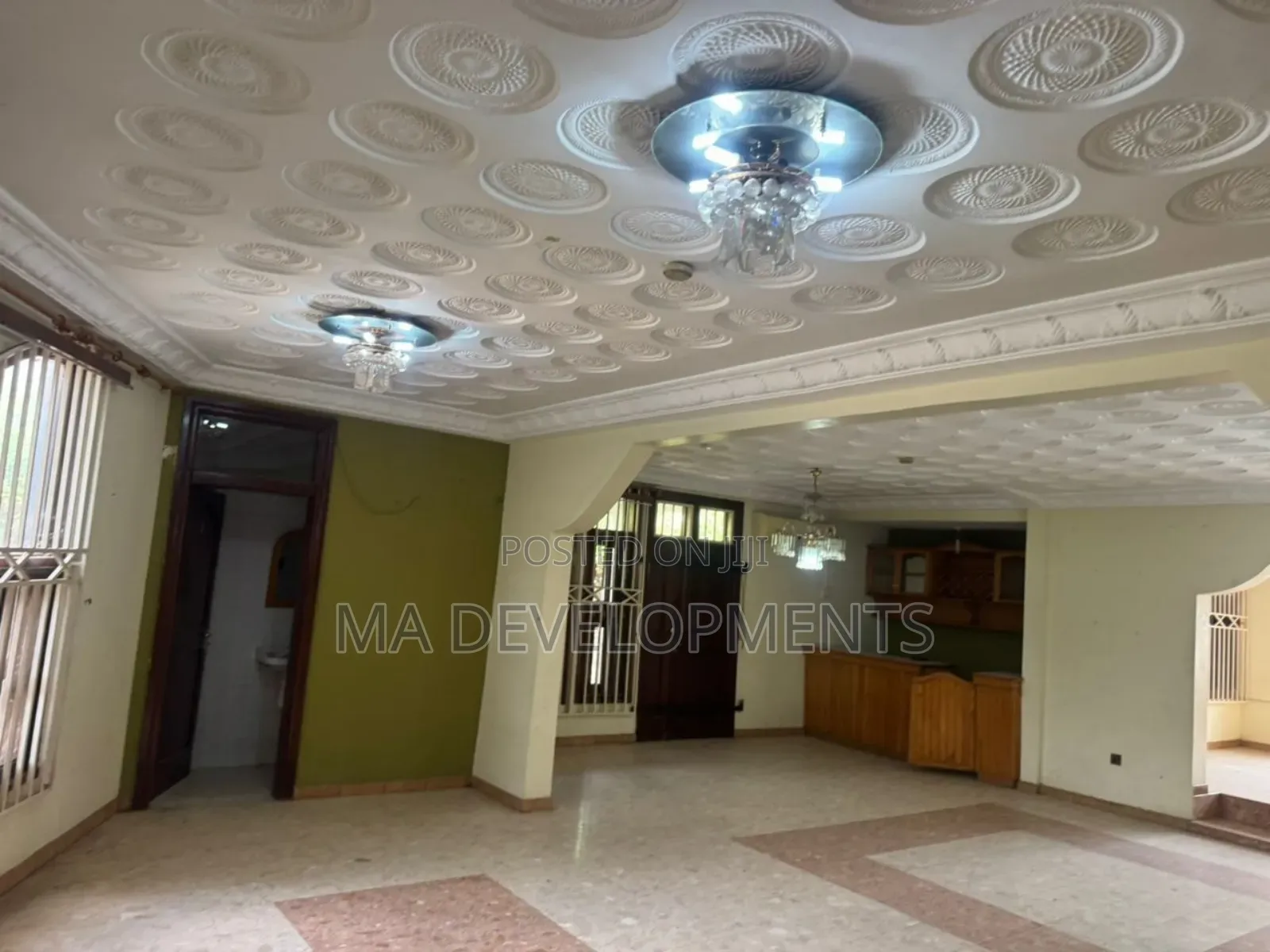 6bdrm House in Achimota Abc, Neoplan for sale