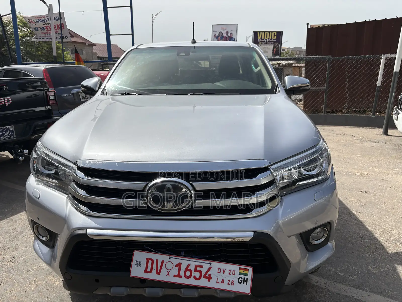 Toyota Hilux 2019 Silver