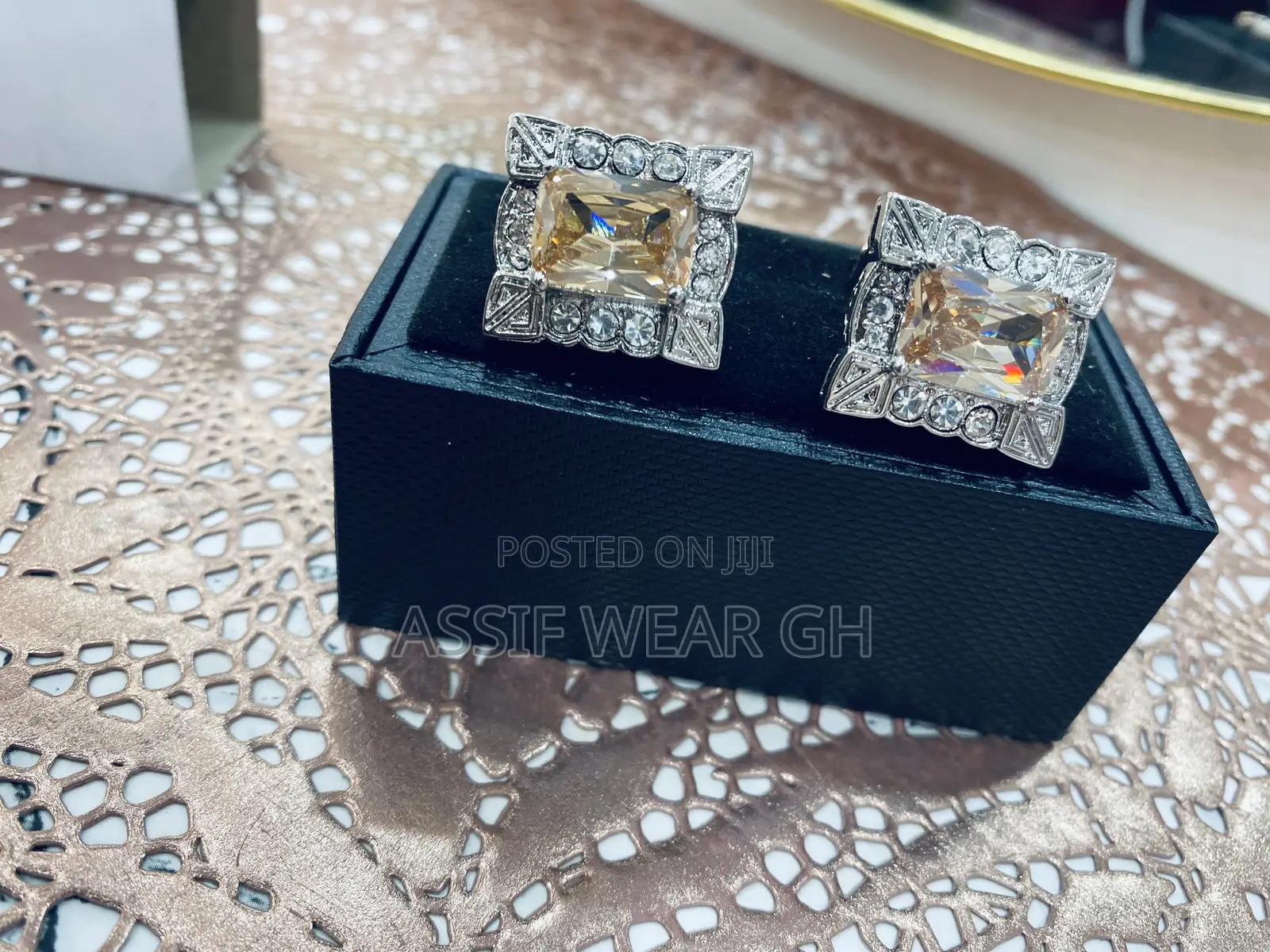Fashion and Classic Cufflink