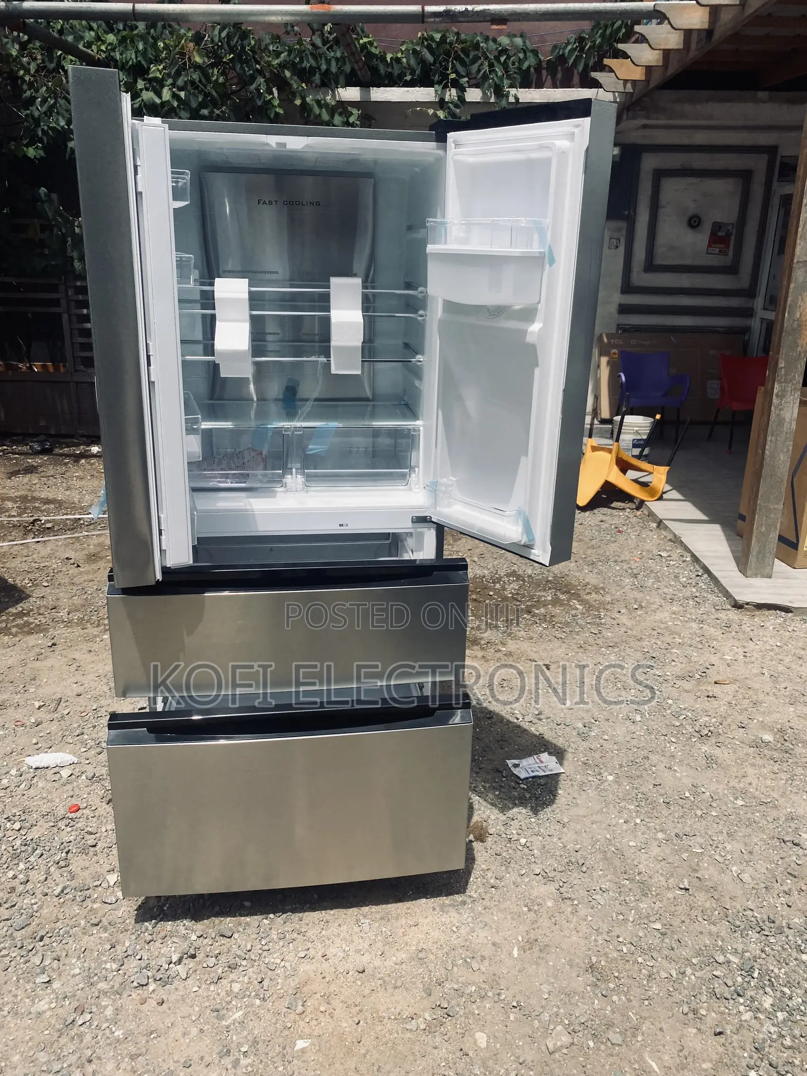 Glorious Storage Space in Pearl Pf-702mdixwd-2b 531l Fridge