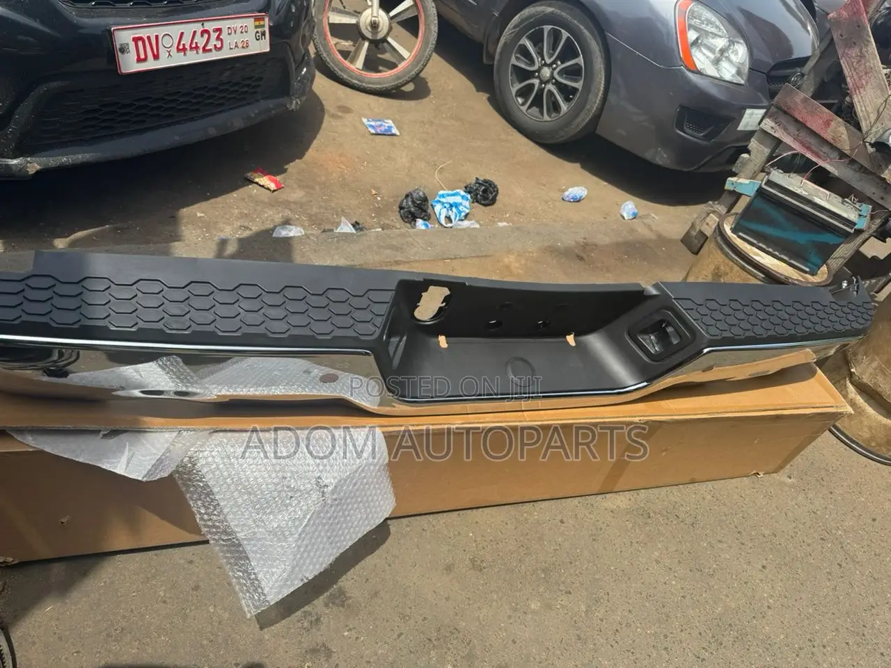 Dodge Ram Back Bumper 2009 2010 2011 2012 2013 2014 2015 2016 2017