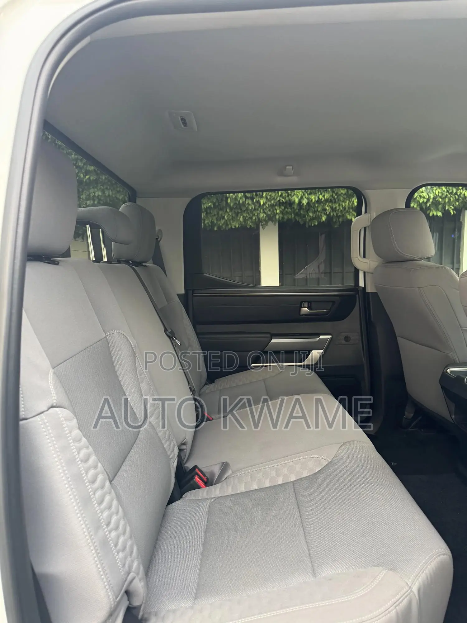 Toyota Tundra SR5 CrewMax 6.5' Bed 2024 White