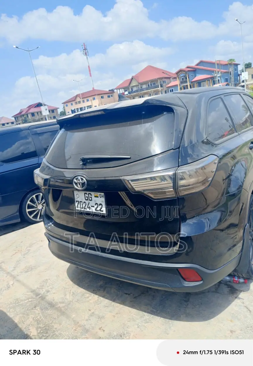 Toyota Highlander Limited 4x4 V6 (3.5L 6cyl 8A) 2018 Black