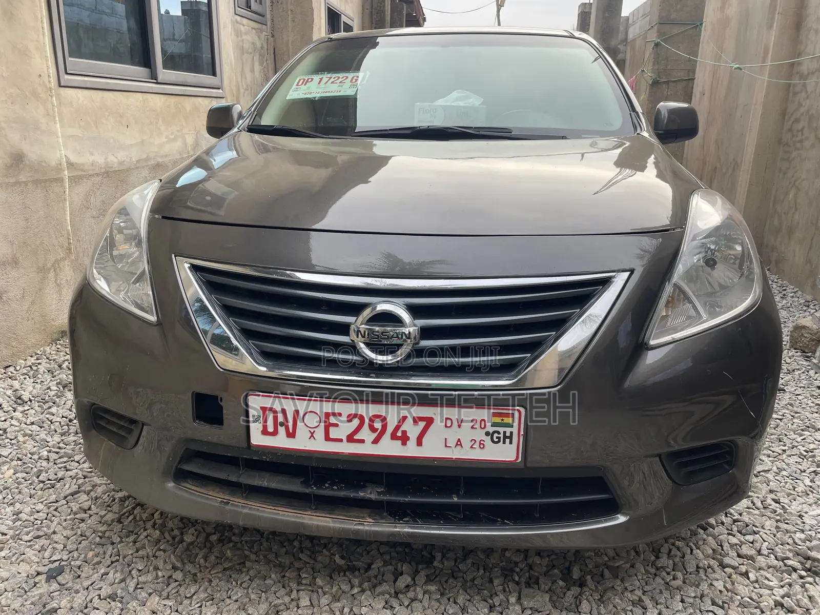 Nissan Versa 2013 Gray