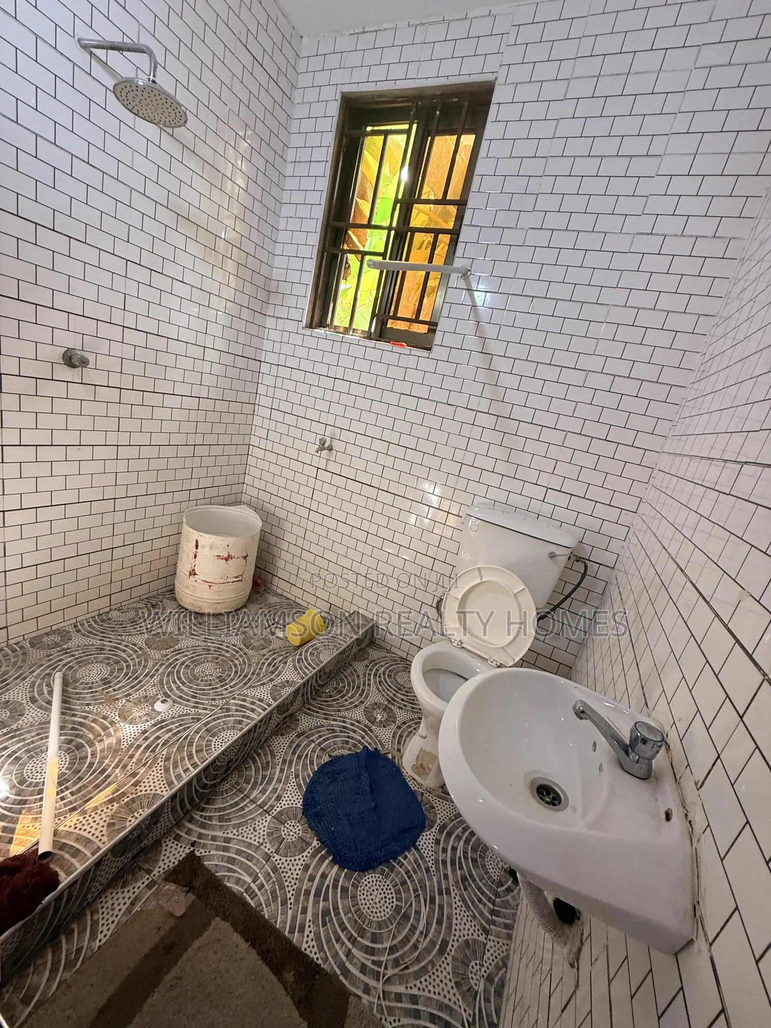 1bdrm Apartment in Hfc Estate Area, Spintex for rent