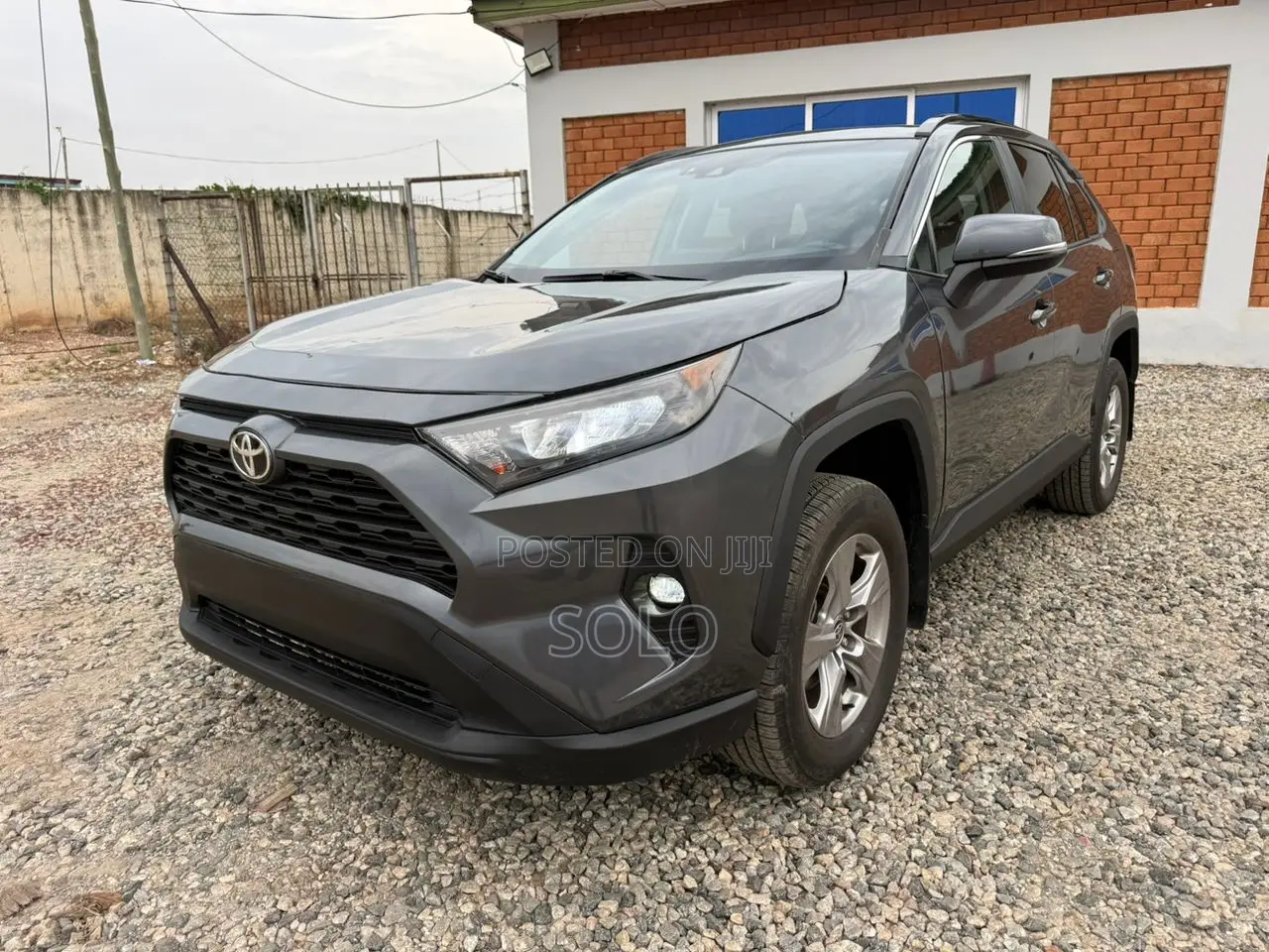 Toyota RAV4 2023 Gray