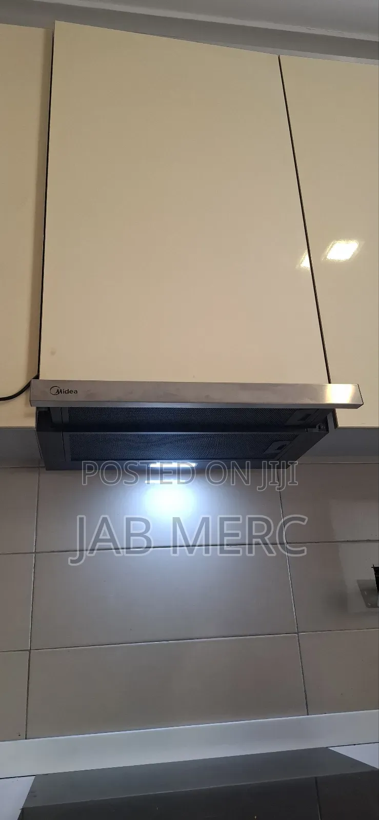 Black Under Cabinet Extractor Hood 60cm Midea With Filters and Lights