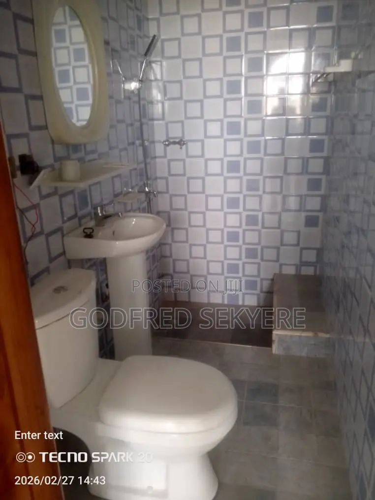 2bdrm Apartment in Adeleke Estates, Kumasi Metropolitan for rent