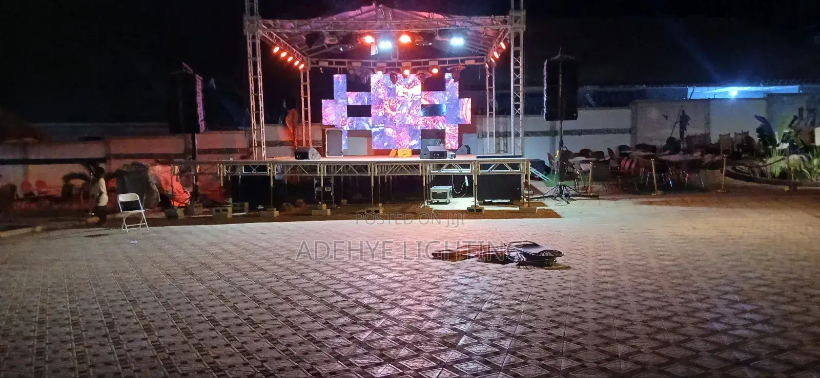 Platform,Trusses, Lighting System and Led Screen Pannels for Rentals