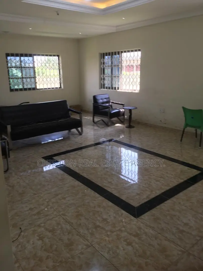4bdrm House in Milliunm City for rent