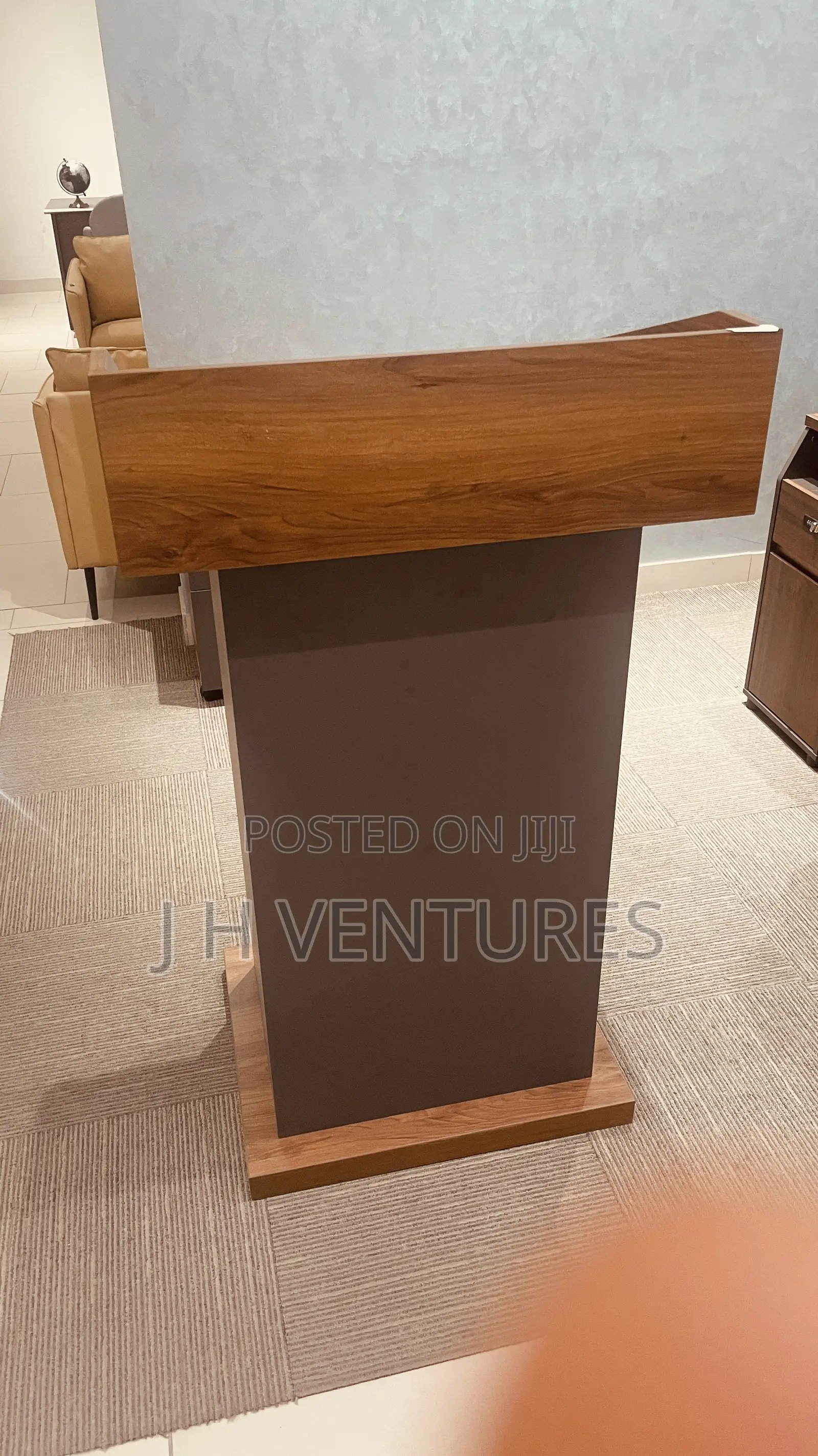 Wooden Pulpit/ Podium ( Oc -1)
