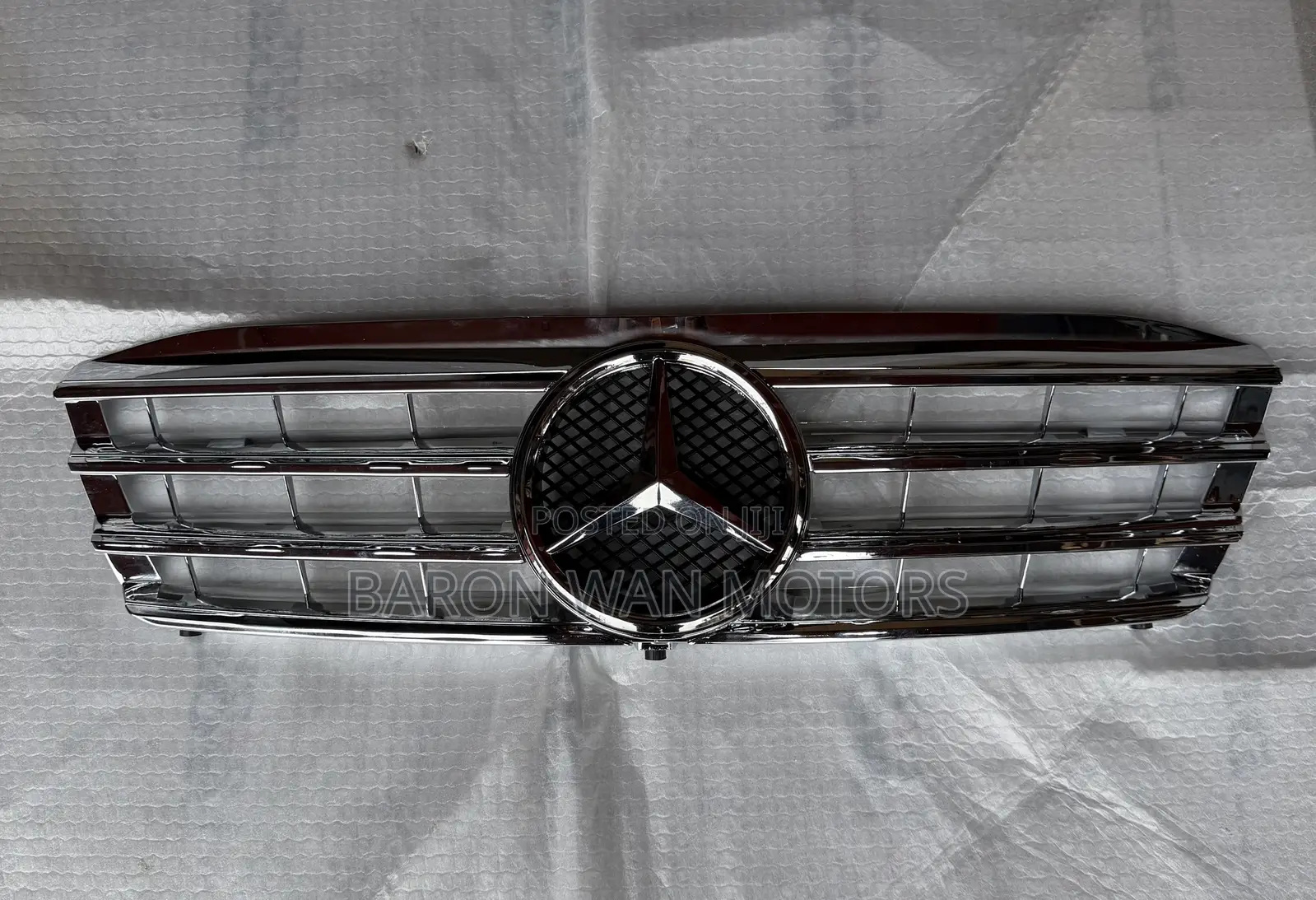 W203 Front Grill Ash Available