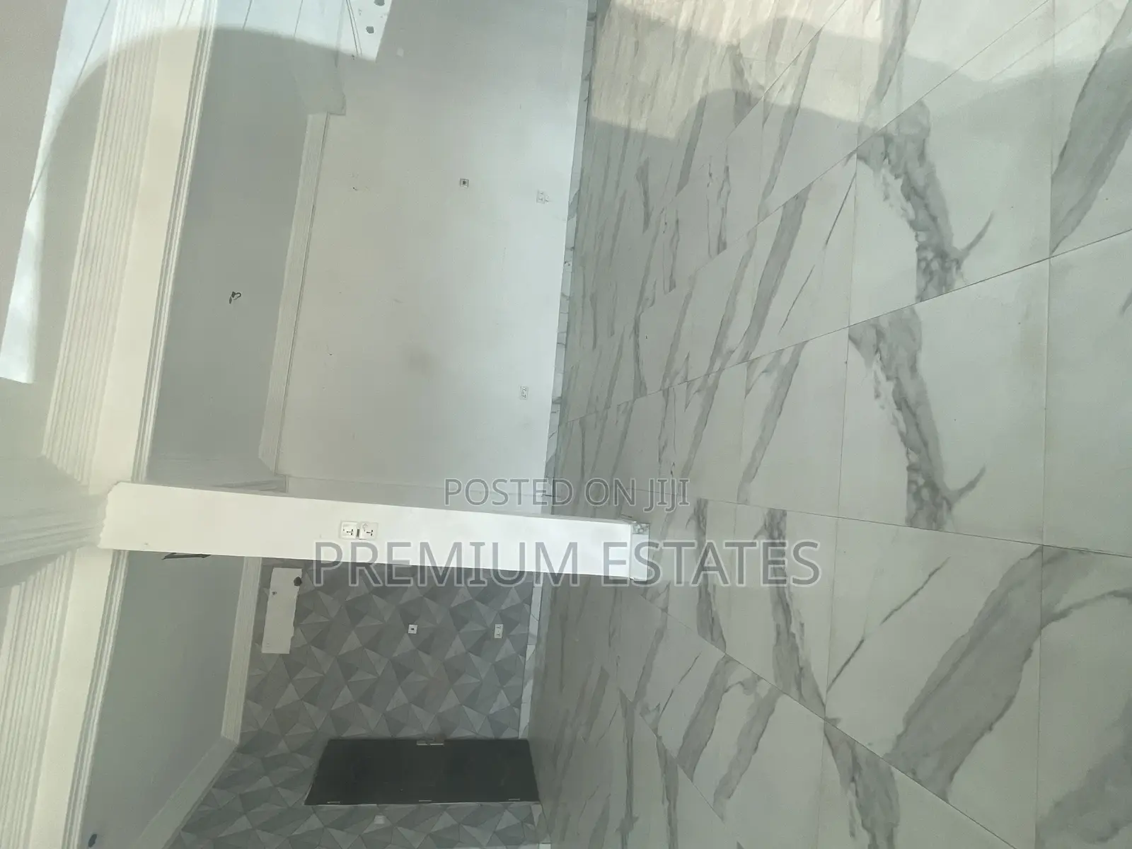3in1 Showroom/Shop/Office for Rent