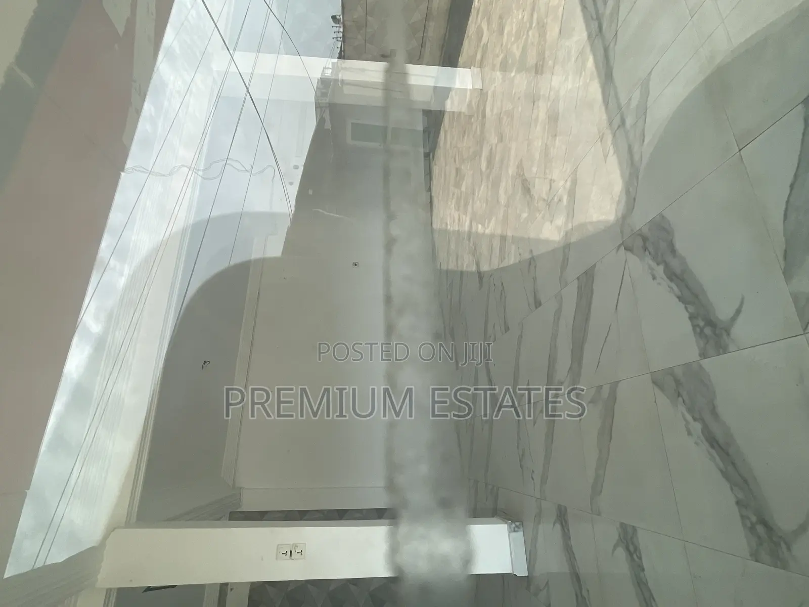 3in1 Showroom/Shop/Office for Rent