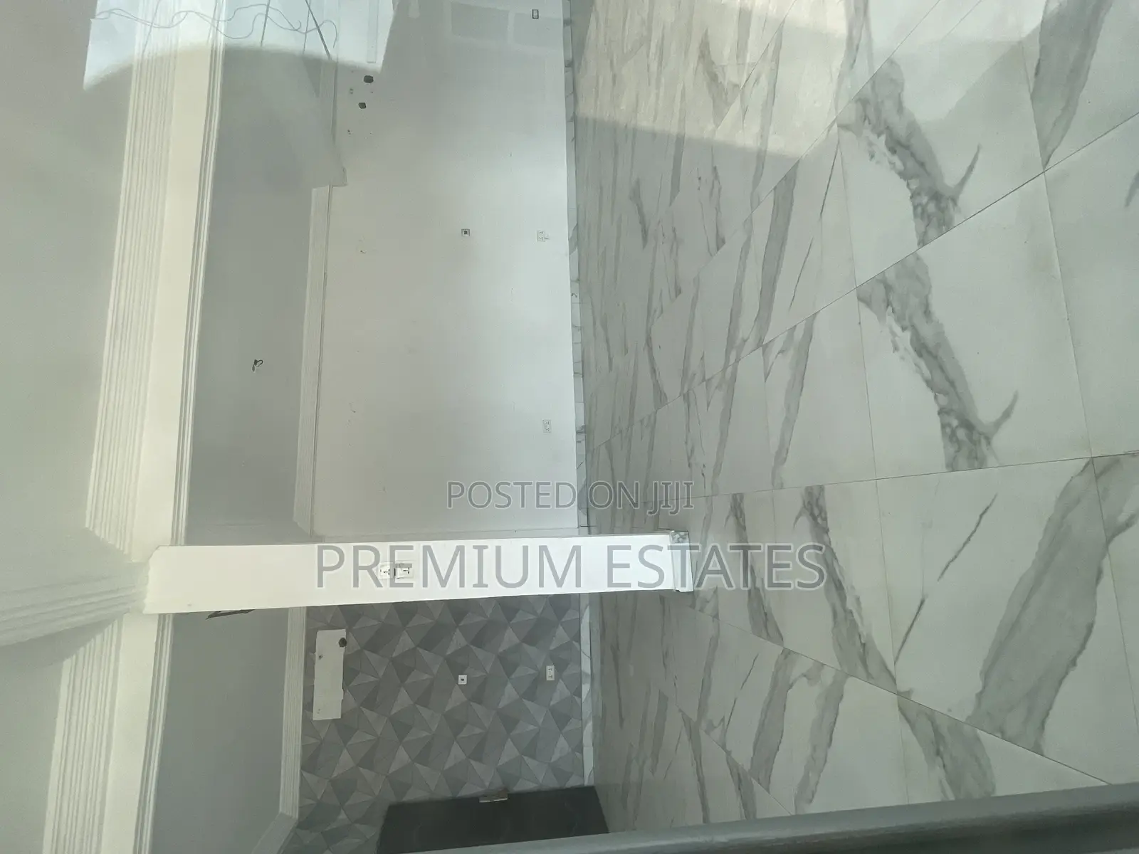 3in1 Showroom/Shop/Office for Rent
