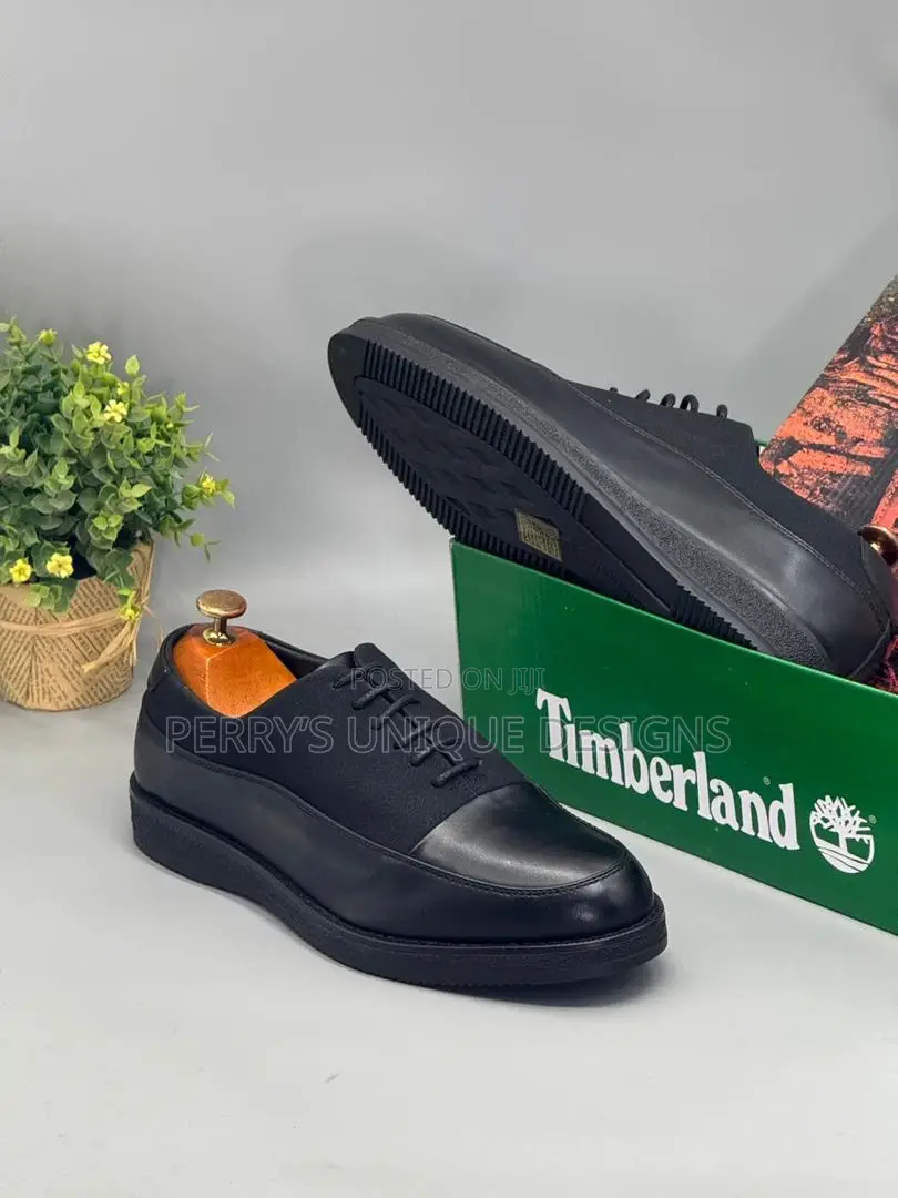 Timberland Executive Lace-Up Hybrid Dress Shoes