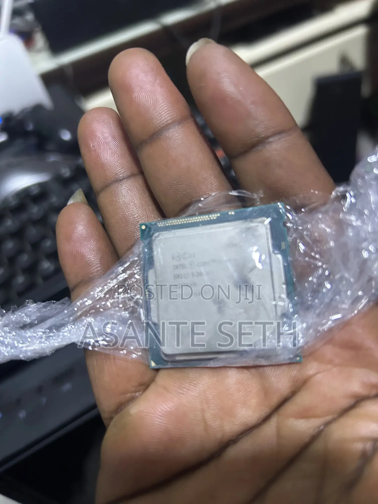 Pullout 4gen Core I5 4590 Processor for Cool Price