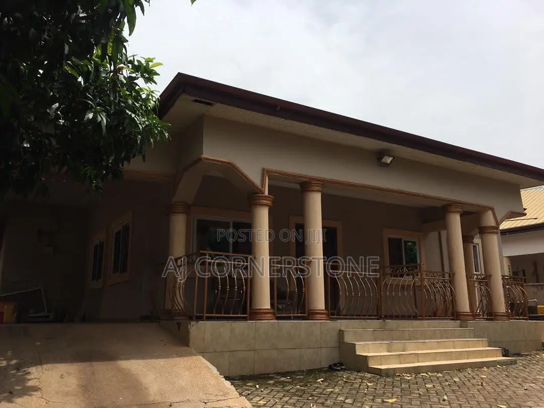4bdrm House in Amasaman for sale