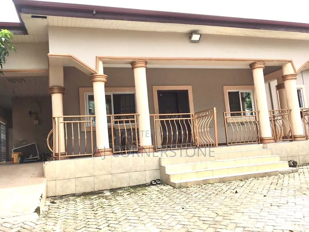 4bdrm House in Amasaman for sale