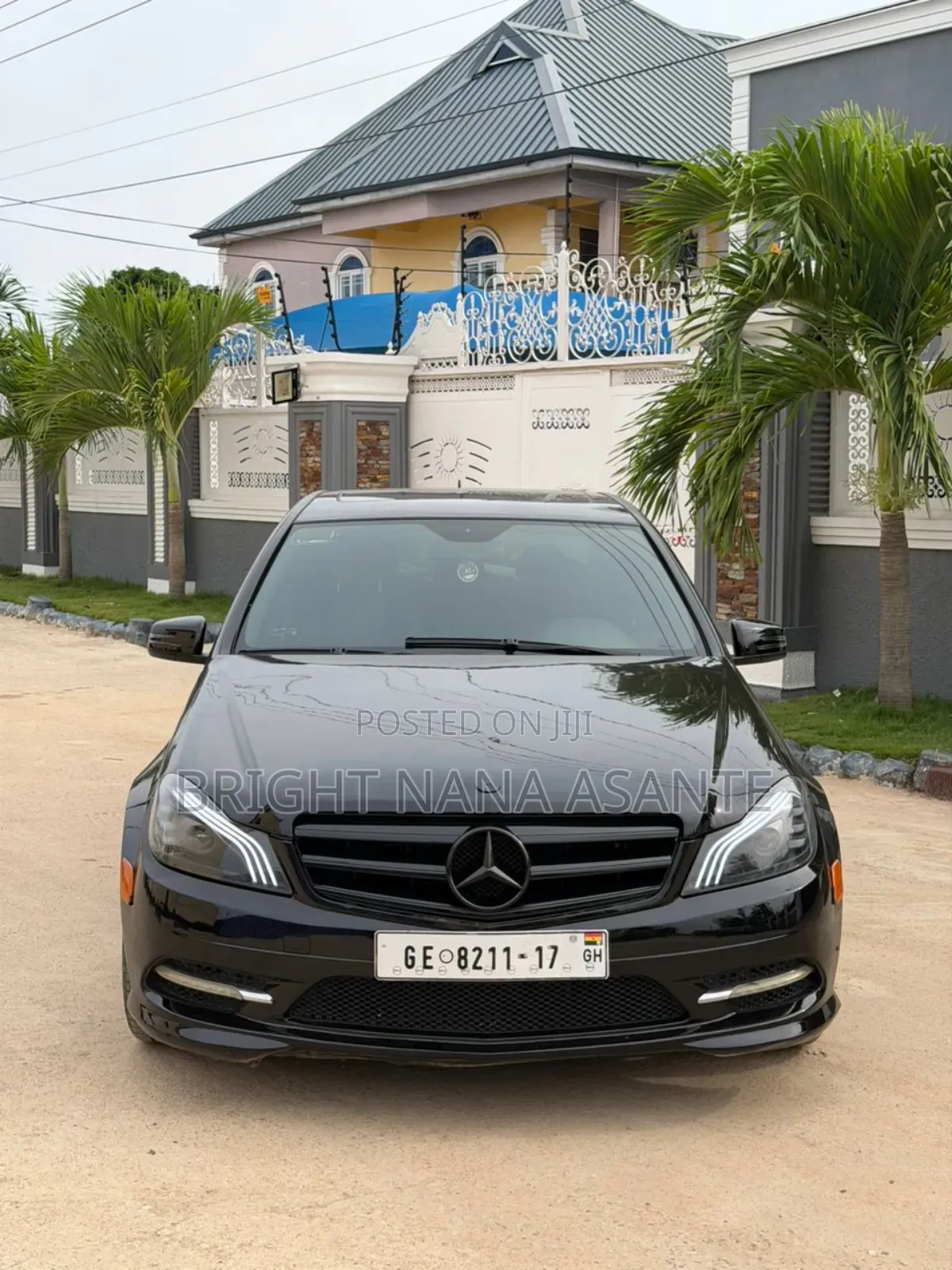 Mercedes-Benz C300 2012 Black