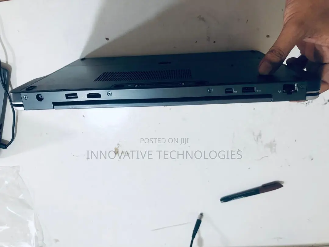 Laptop Dell Latitude E7450 8GB Intel Core i5 SSD 128GB