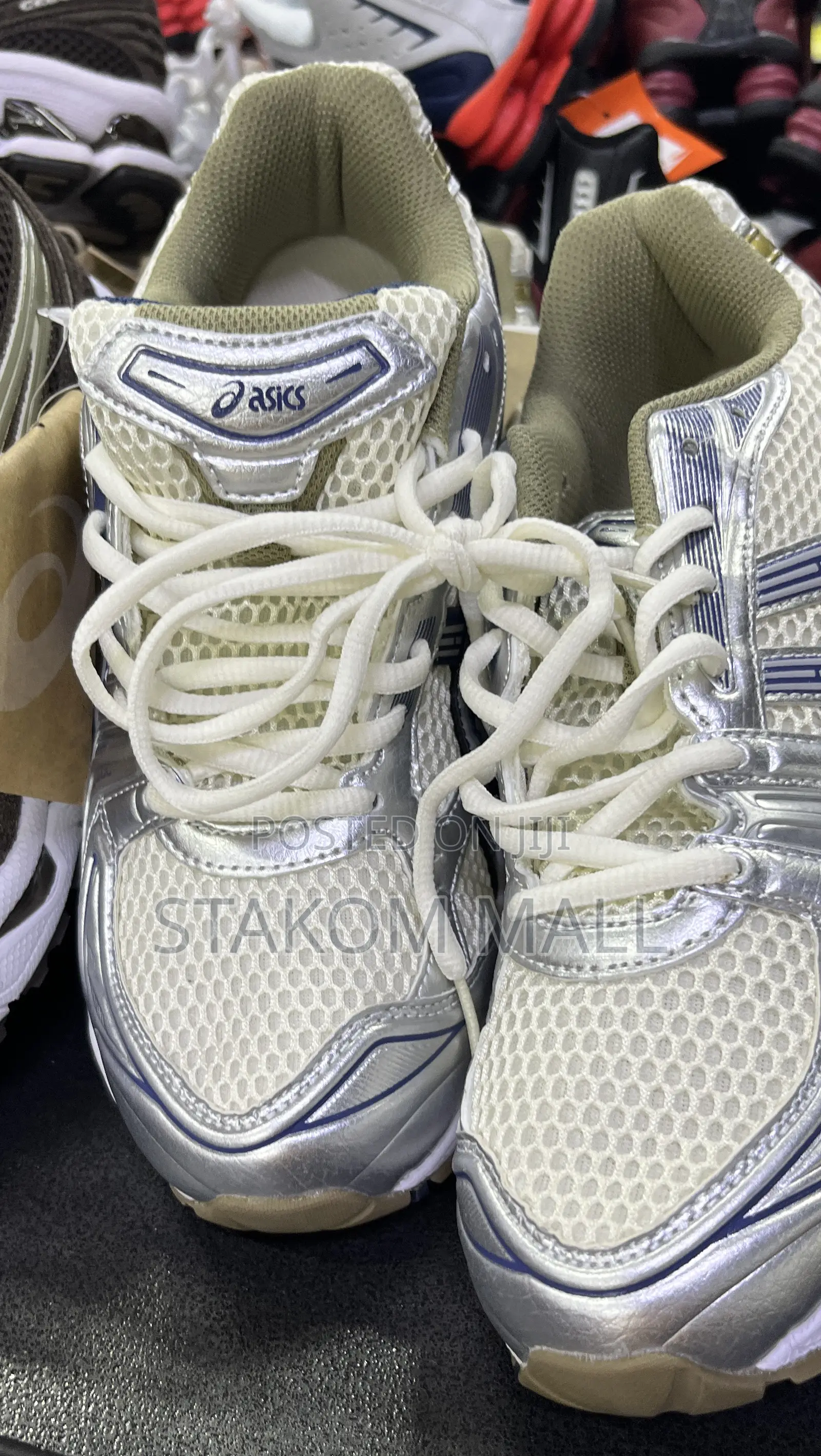 Shoe/ Sneakers - Unisex