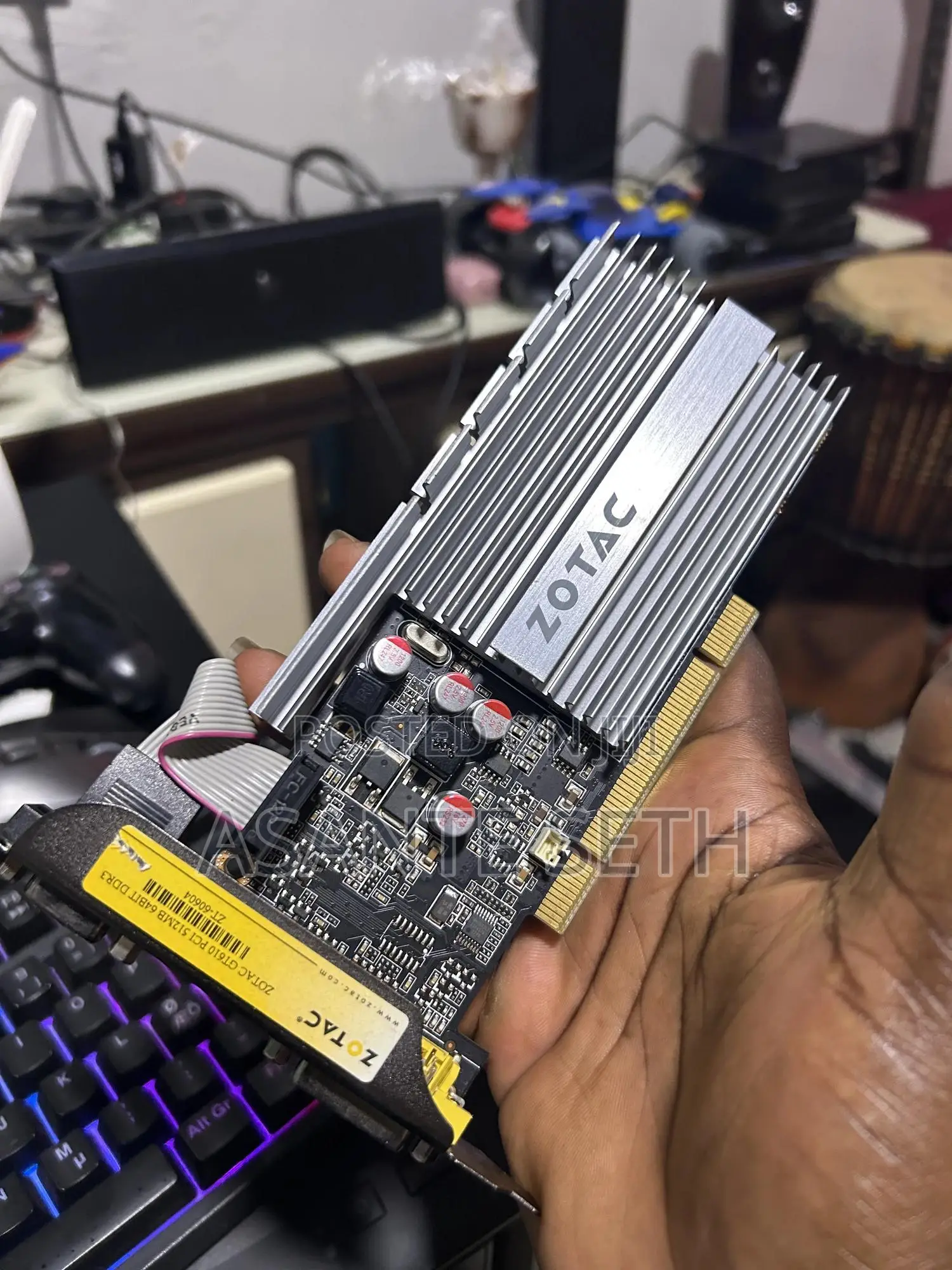 Very Powerful Nvidia Gt 610 512mb Graphics Card For Cool Price