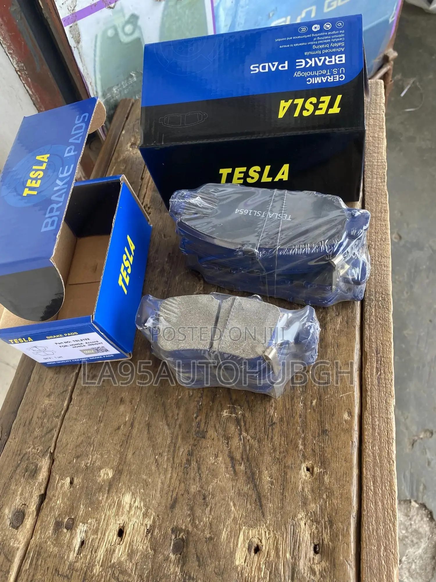 Tesla Ceramics Break Pads for Honda Accord 2018-2022 (Front and Back)