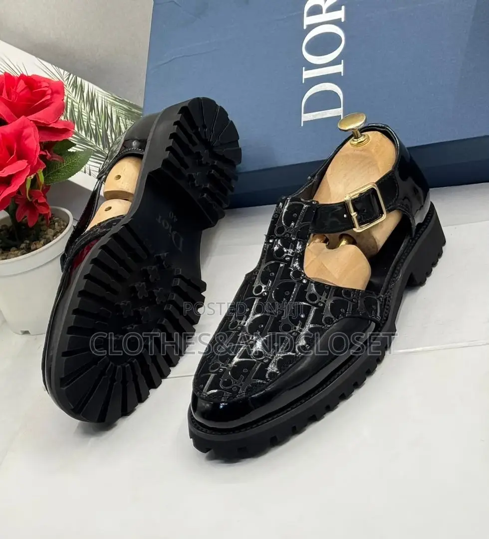 Luxury Cutout Loafers