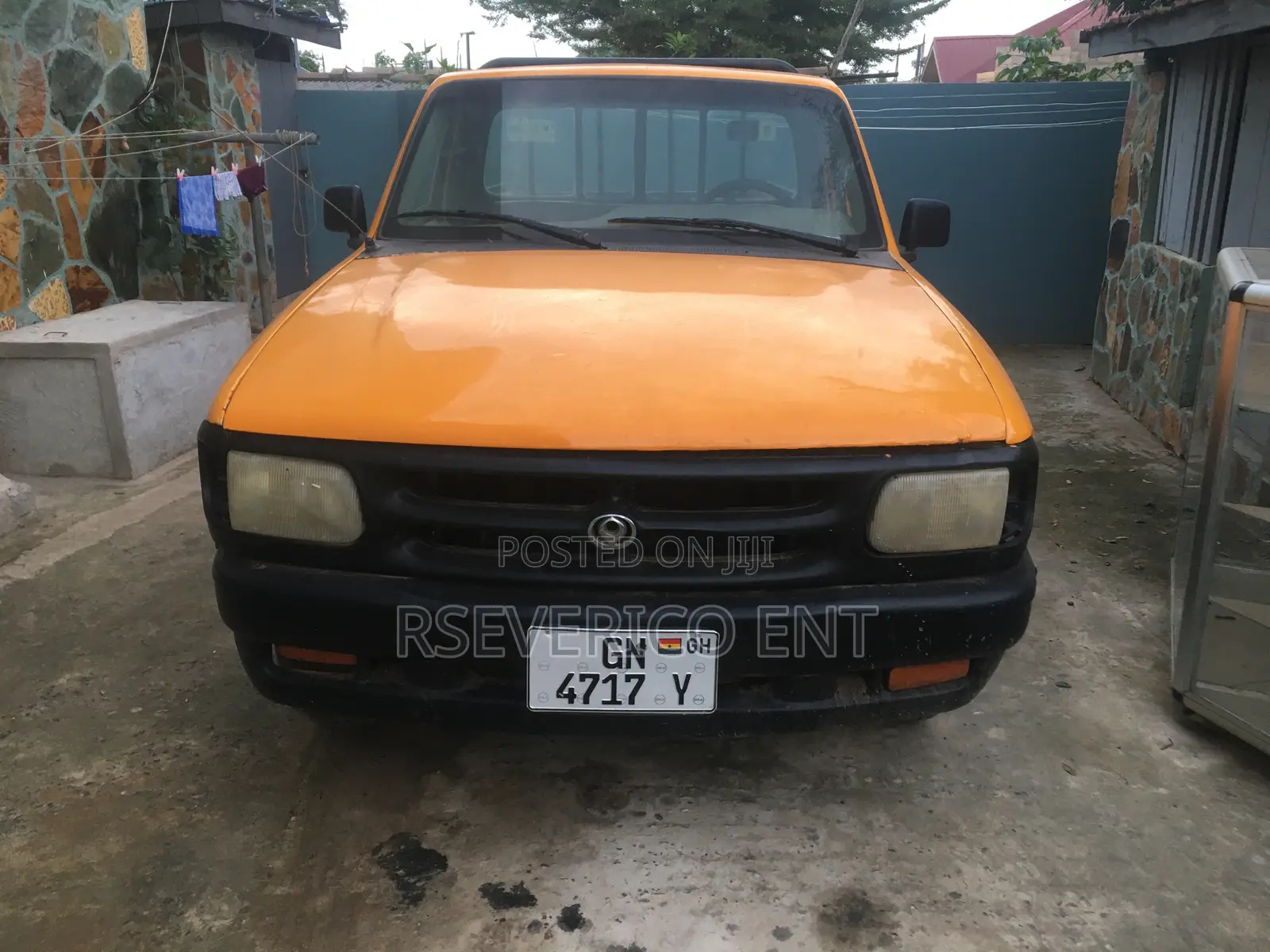 Mazda B-series 1995 Yellow
