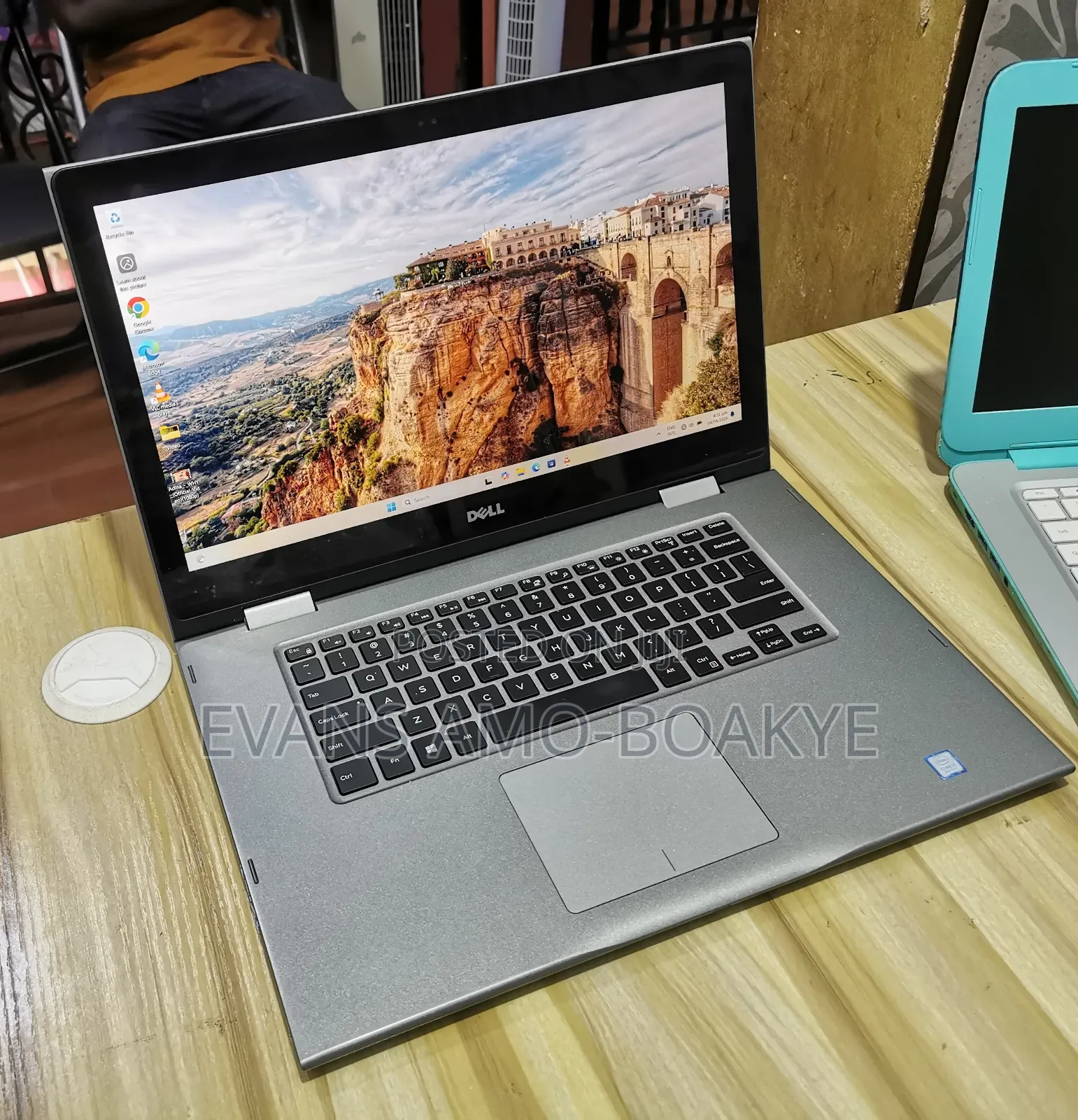 Laptop Dell Inspiron 15 5579 8GB Intel Core i5 SSD 256GB