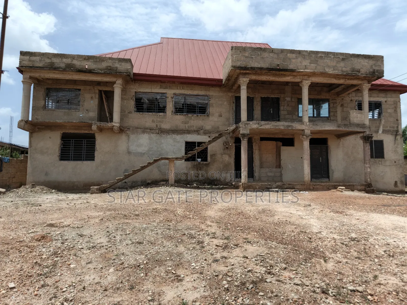 13 Bedrooms ( Hotel, Hospital, Guest House, Rent)