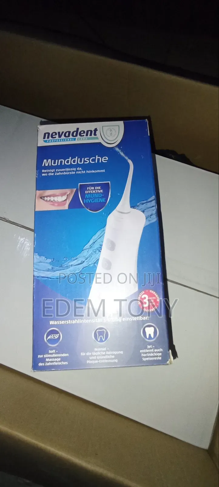 Oral Irrigator for Cleaning Teeth and Gums