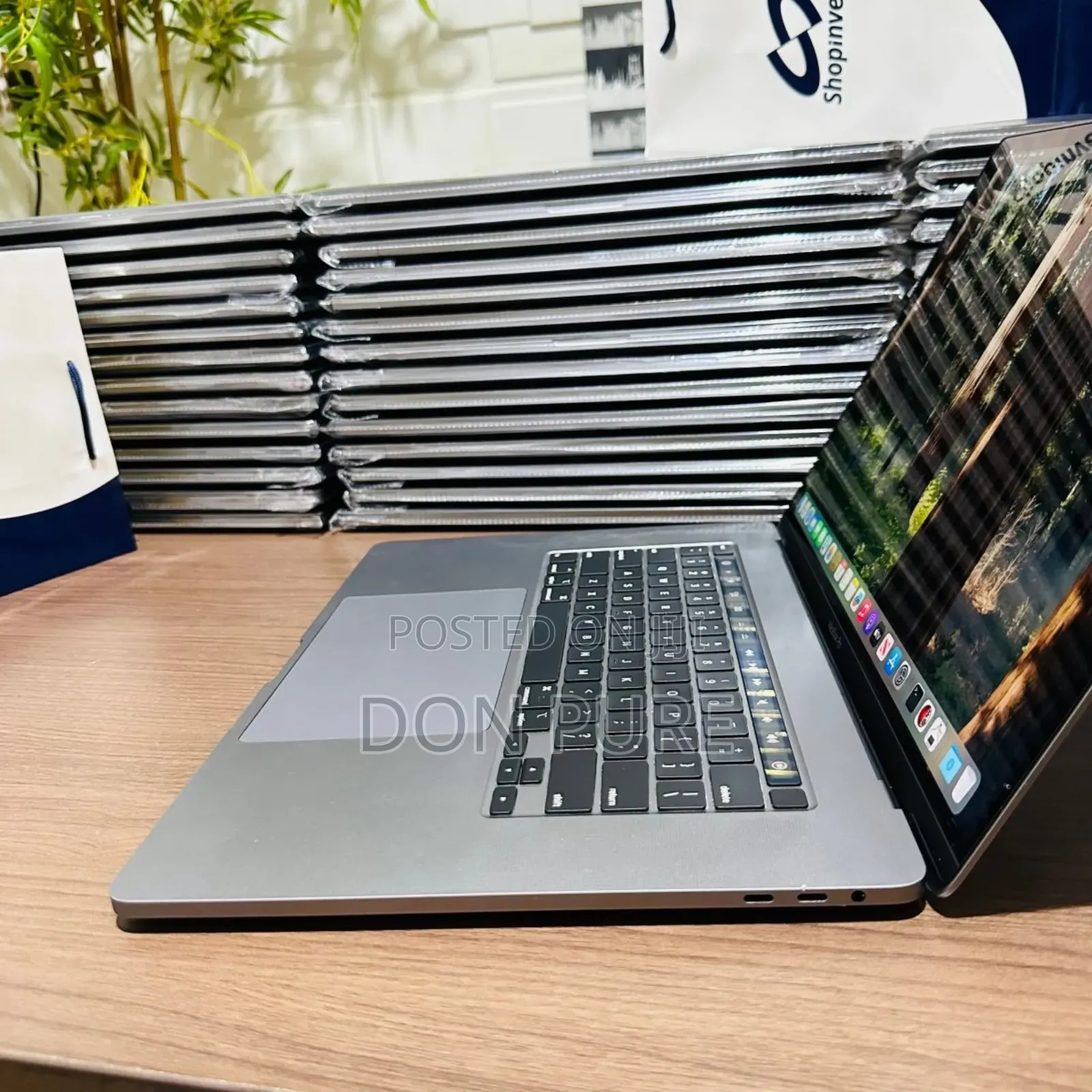 Laptop Apple MacBook Pro 2019 16GB Intel Core i9 SSD 1T