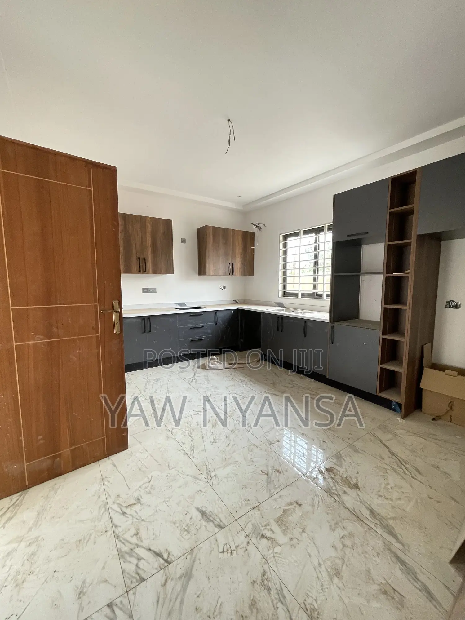 3bdrm Duplex in Haasto Estate, Haatso for sale