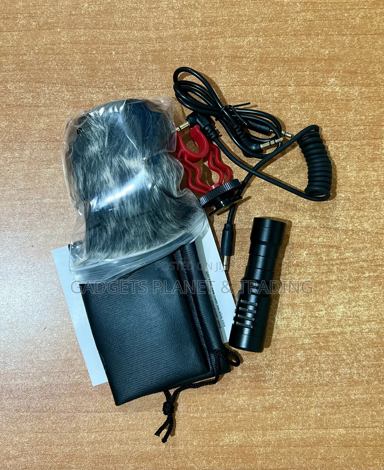 Boya Mm1 Shotgun Microphone With Shock Mount For Camera Smartphones
