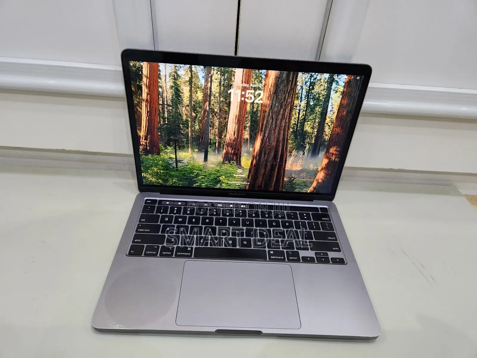 Laptop Apple MacBook Pro 2020 16GB Intel Core i5 SSD 512GB