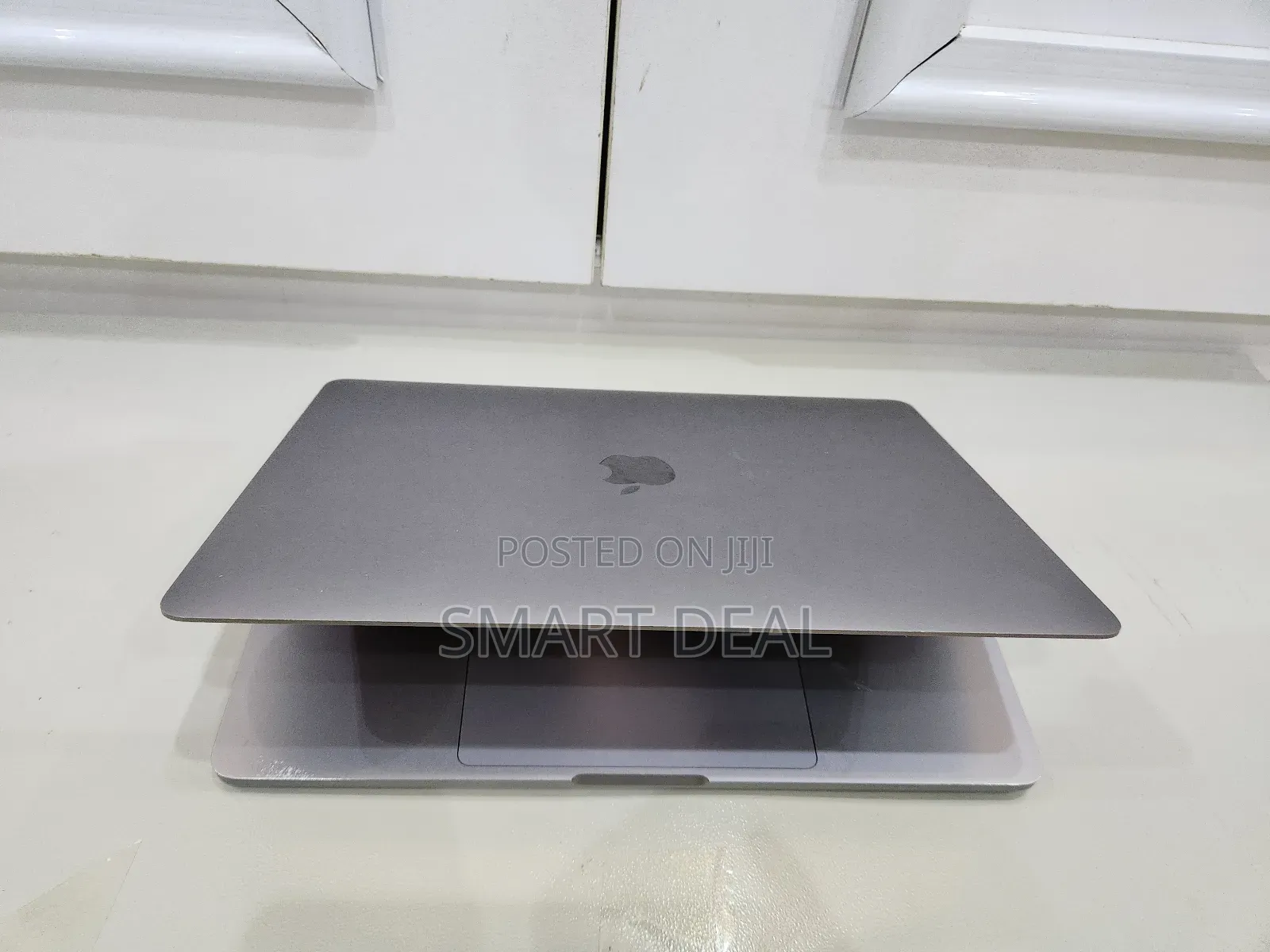 Laptop Apple MacBook Pro 2020 16GB Intel Core i5 SSD 512GB